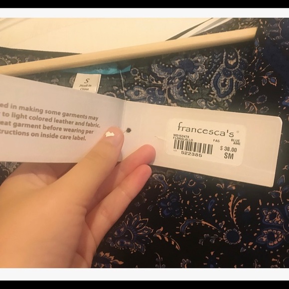 NWT Francesca's Top - Picture 7 of 8